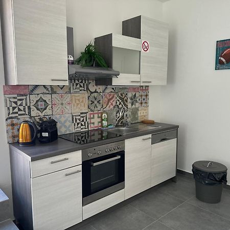Apartament Klein Aber Fein Mit Terrasse Wiedeń Zewnętrze zdjęcie